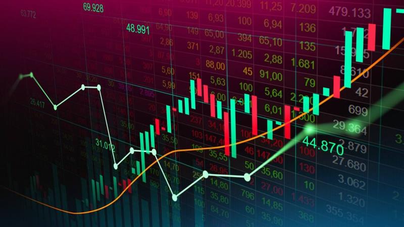 دلار ديگر پادشاه بي‌رقيب نيست؟