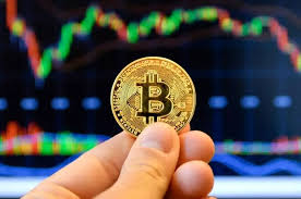 پرواز تاريخي بيت كوين و ثبت سقف ۱۲5,8۲0 دلار